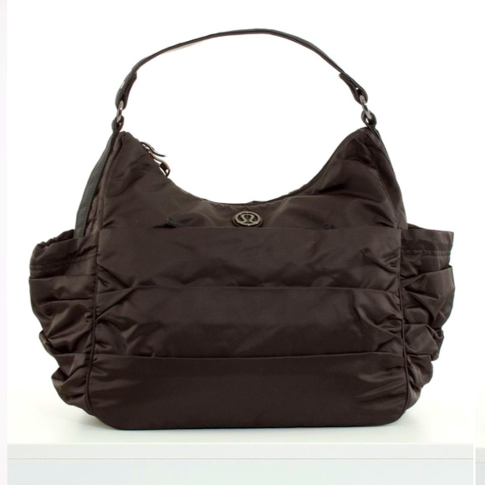 Lightly used Lululemon bag!
